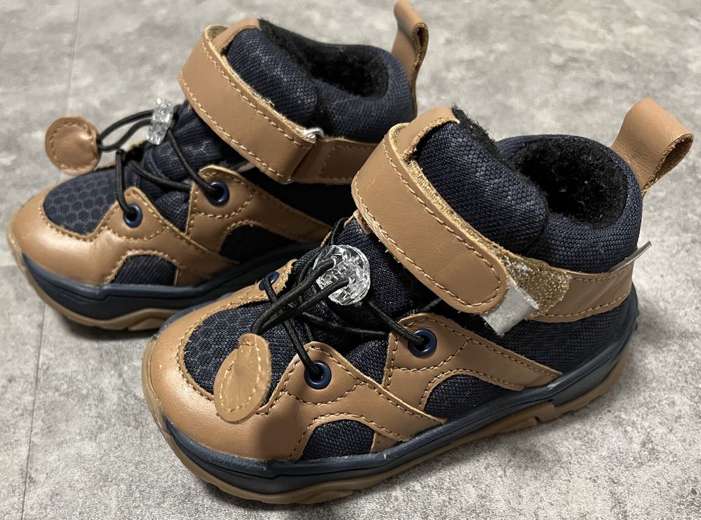 Buty trzewiki ocieplane Bartek roz.22 14,3cm