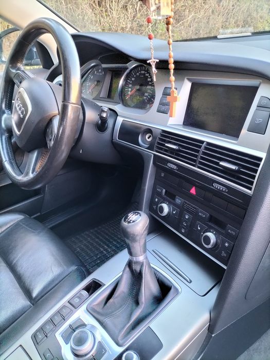 Audi A6 C6 Benzyna 170km. Uszkodzony.