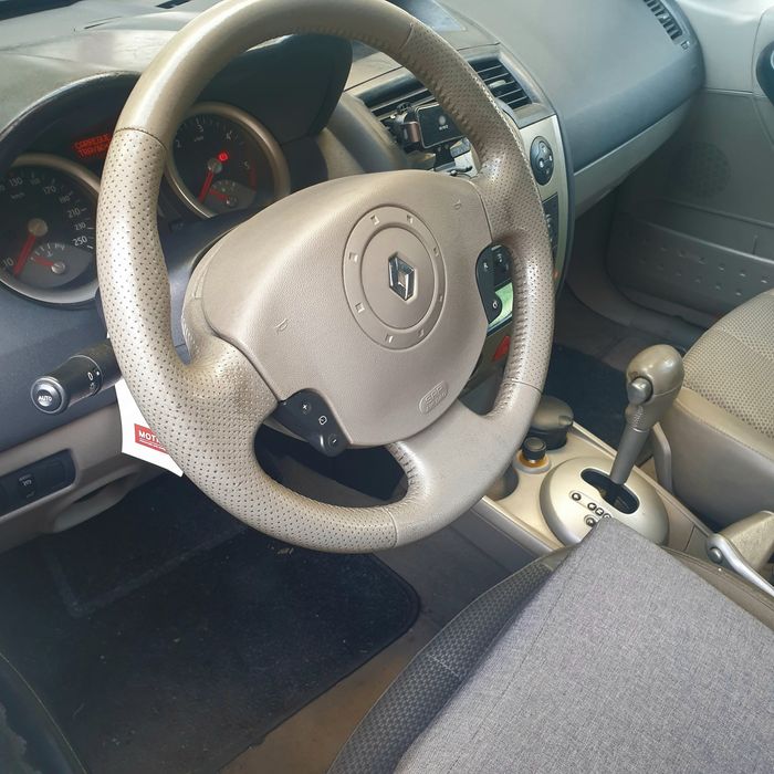 Megane 1.5 dci, Cx Automática 168 mil km.