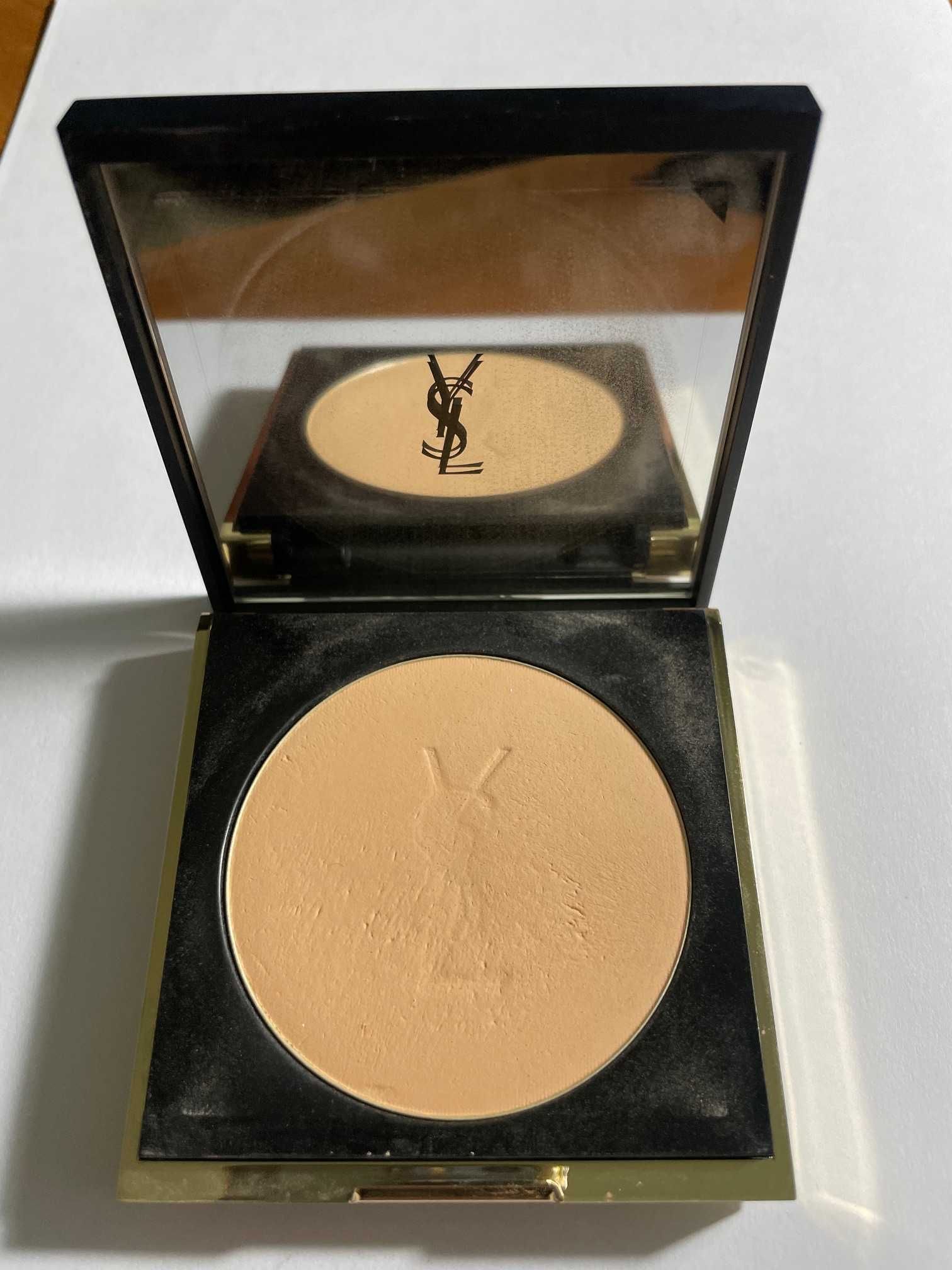 Yves Saint Laurent all hours puder matujący b20