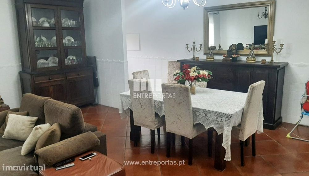 Venda de Moradia em banda V4 próxima do mar, em Aver o mar, P. Varzim