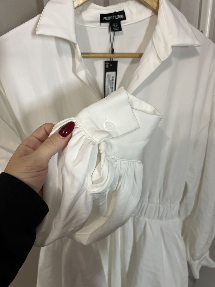 Біла сукня сорочка
