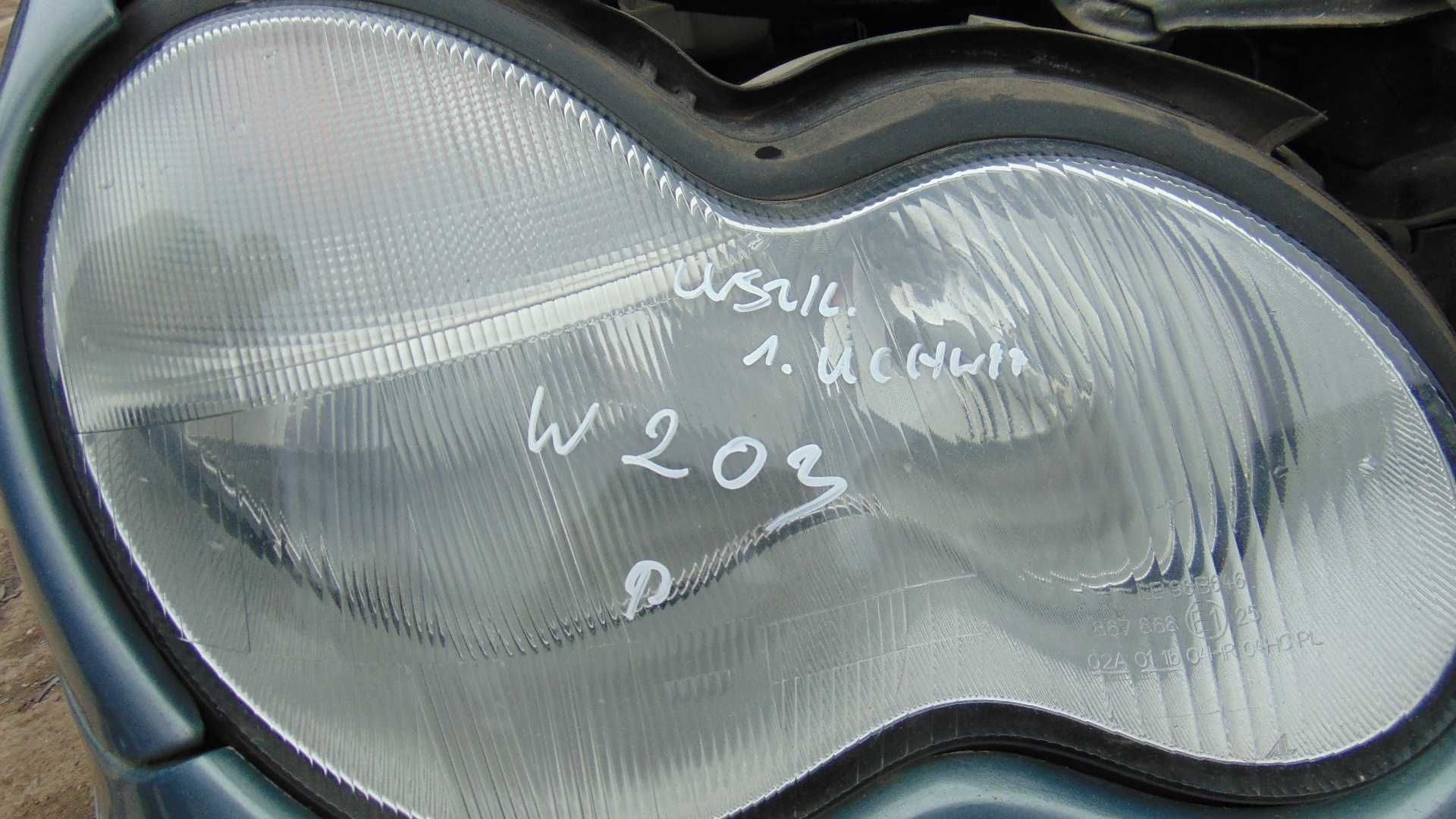 Lut4 Lampa przednia prawa mercedes w203 reflektor prawy wysyłka części