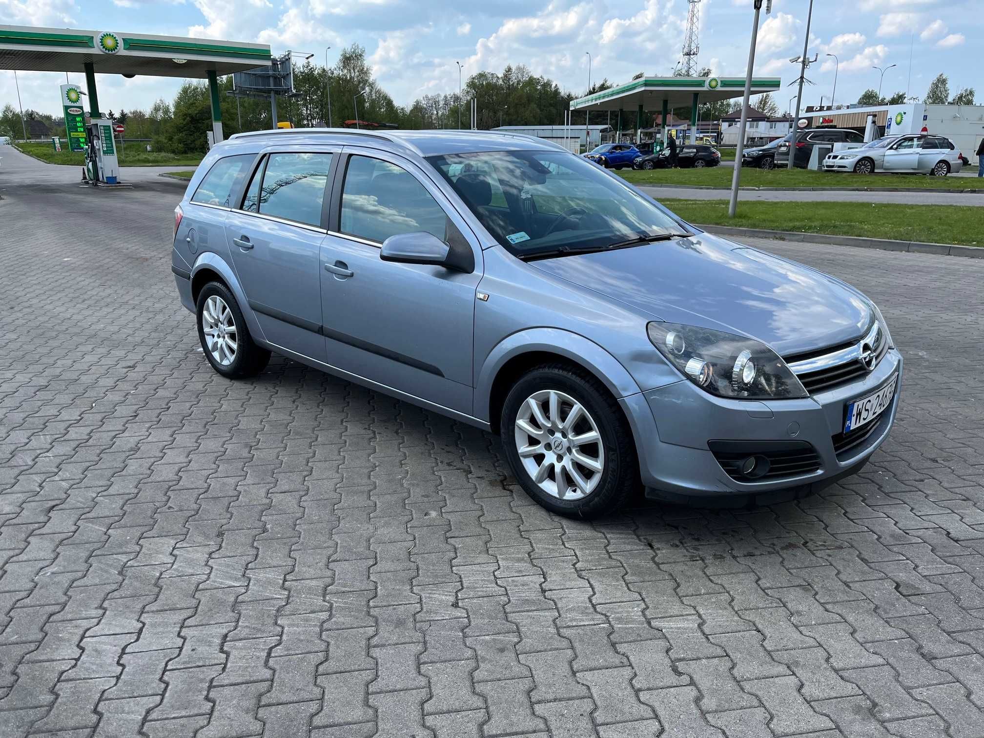 Opel Astra H  120km 1,9cdti