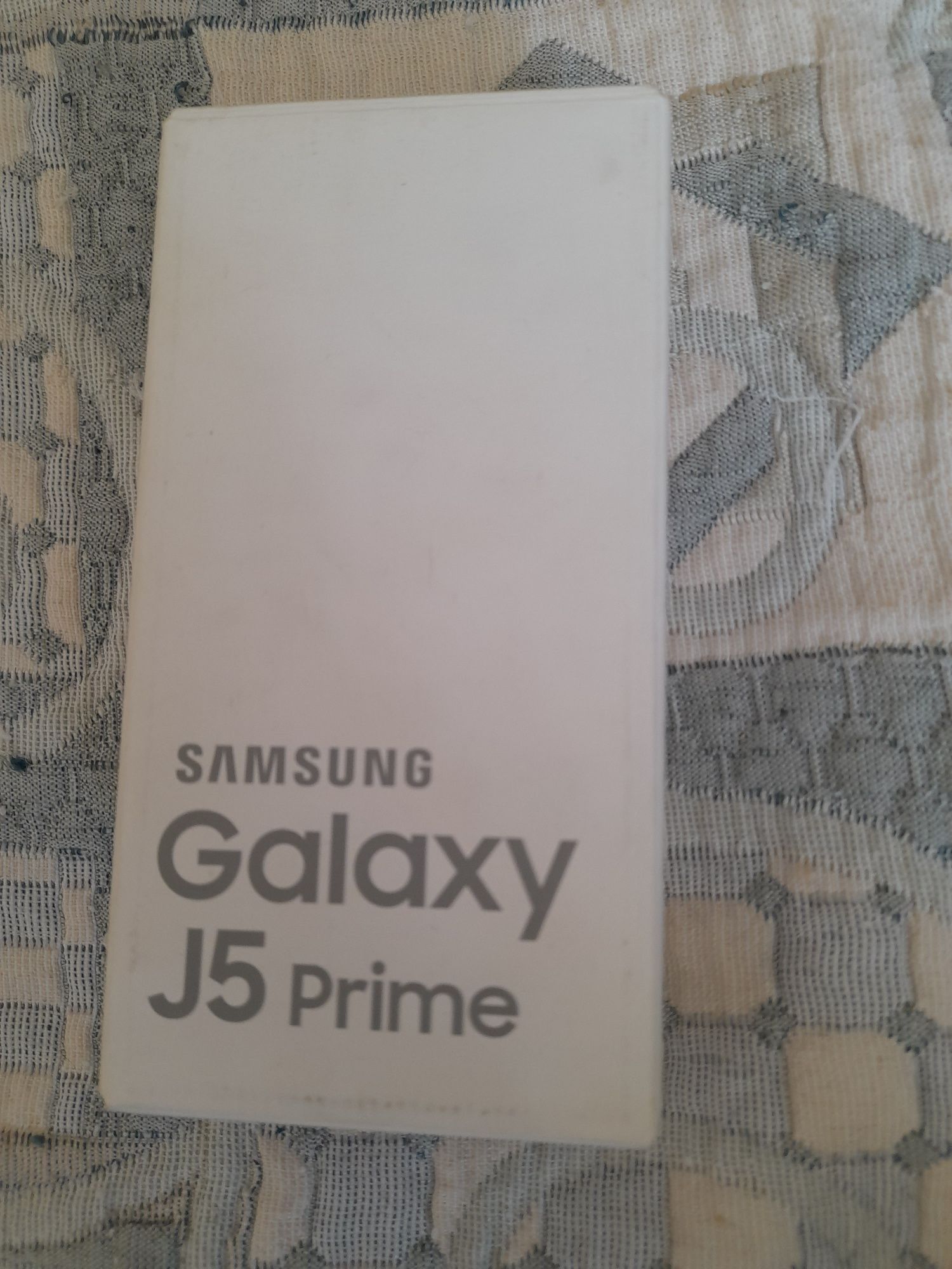 Смартфон Samsung SM-G570F Prime J5 (Black)