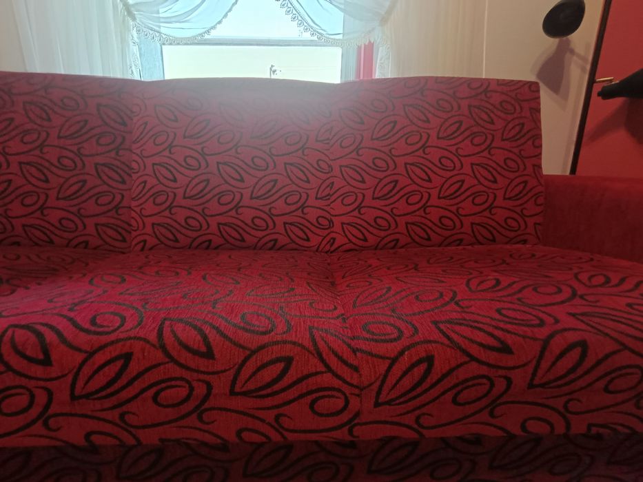 Kanapa plus dwa fotele- gratis koce i roleta dzień i noc w czerwieni