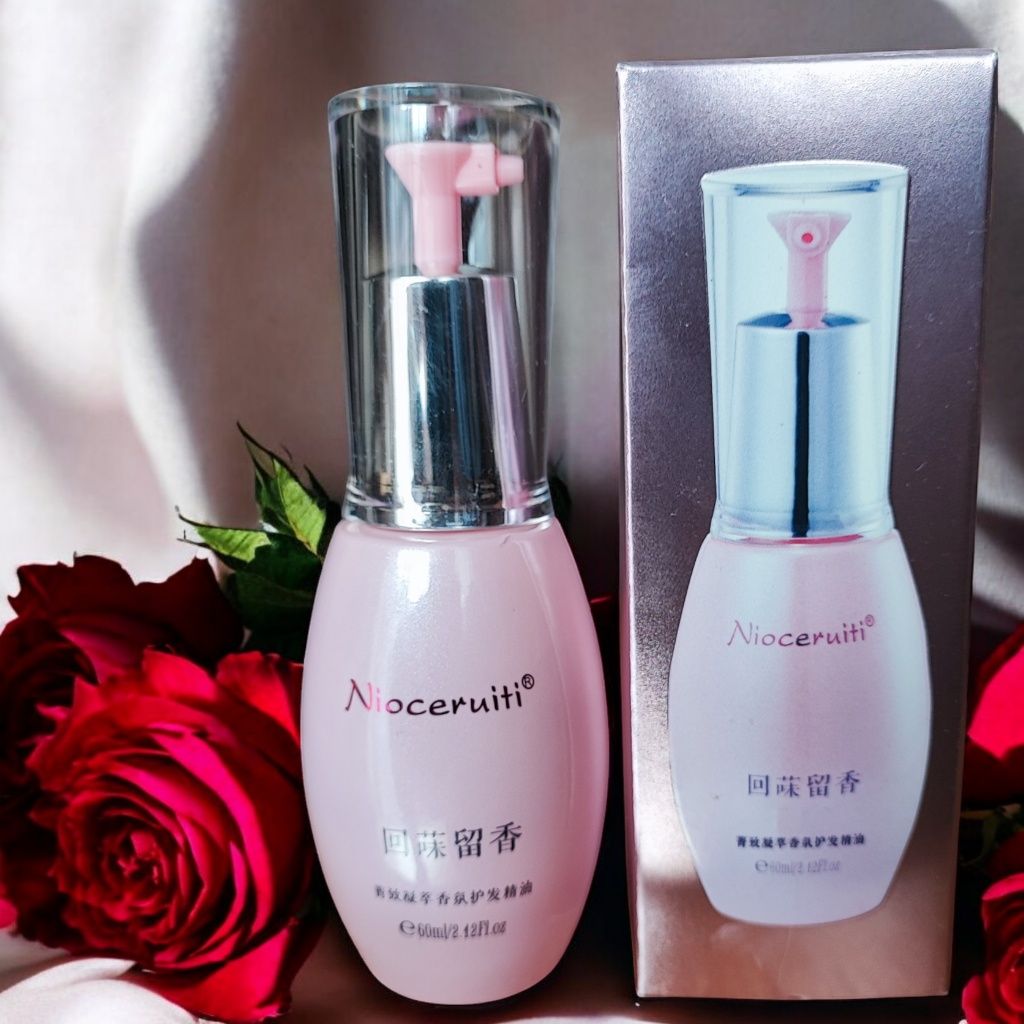 Olejek Tafla perfumowany do piszących się włosów.