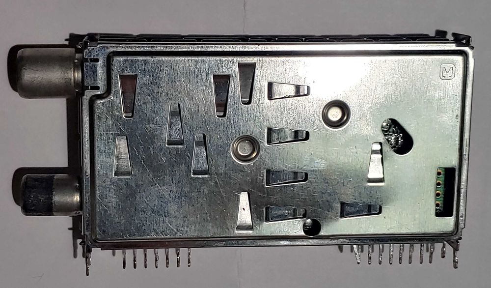 Тюнер радиочастотного блока ENG47217N Видеомагнитофона PHILIPS VR 255