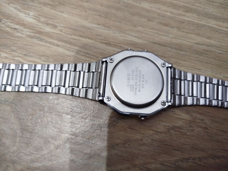 Zegarek Casio Vintage srebrny
