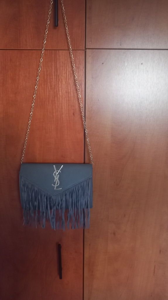 Torebka z frędzlami Saint Laurent