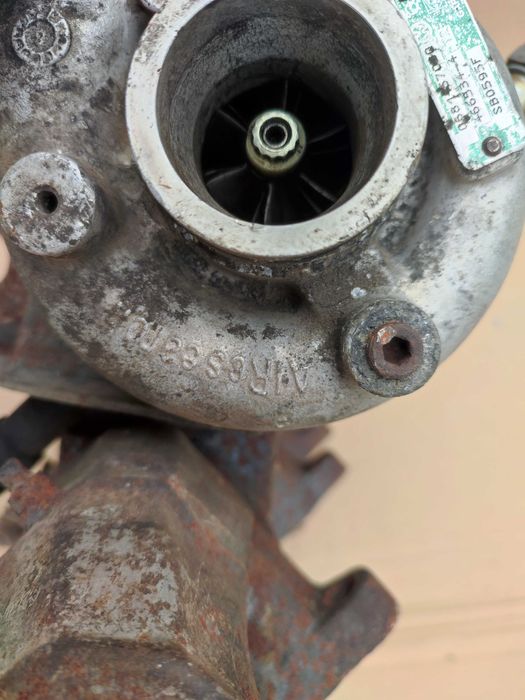 Turbo Turbosprężarka Vw Golf Audi A80 Jetta Passat 46653 1.6ccm