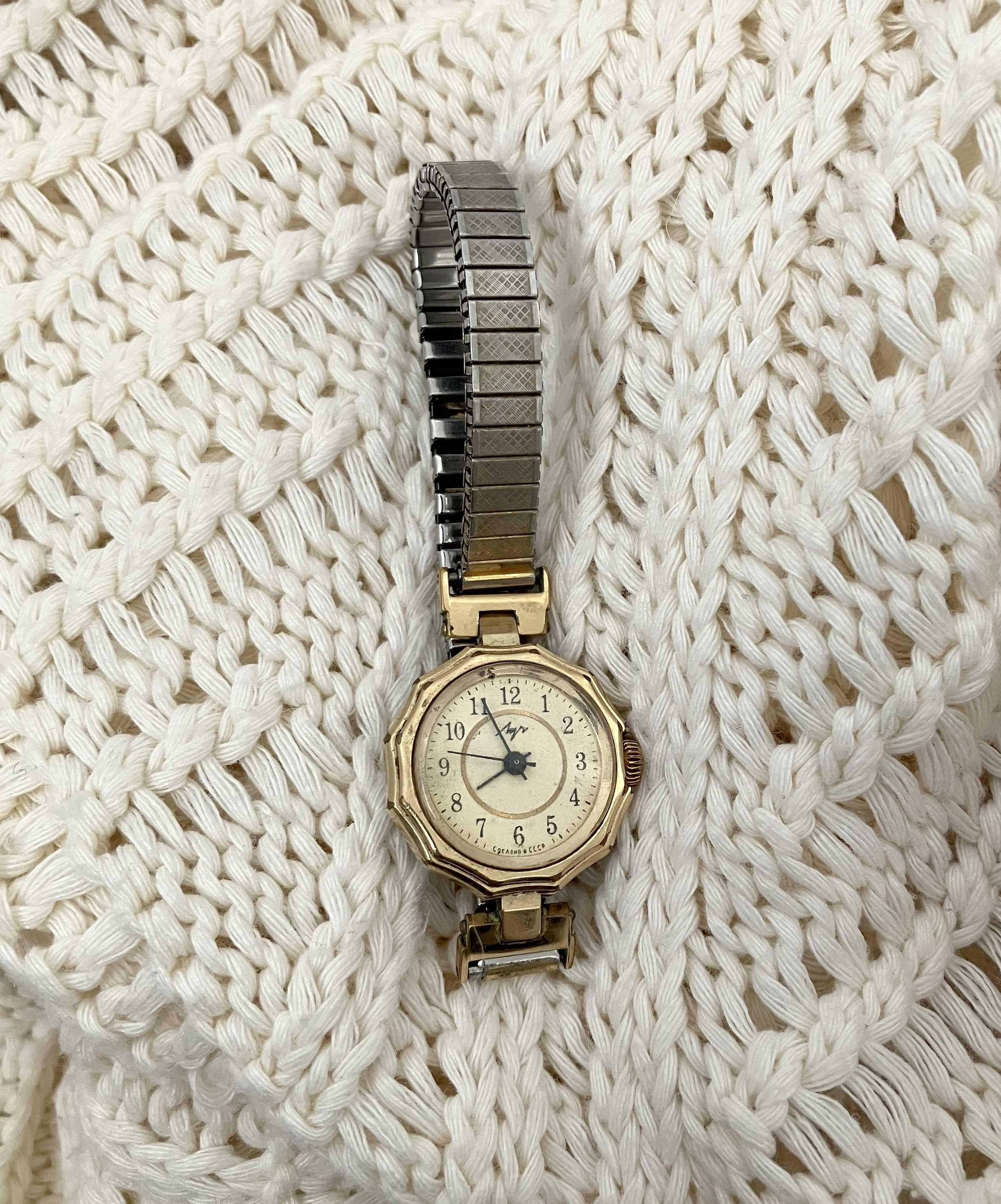 Vintage elegancki damski zegarek Luch Łucz złoty srebrna bransoleta