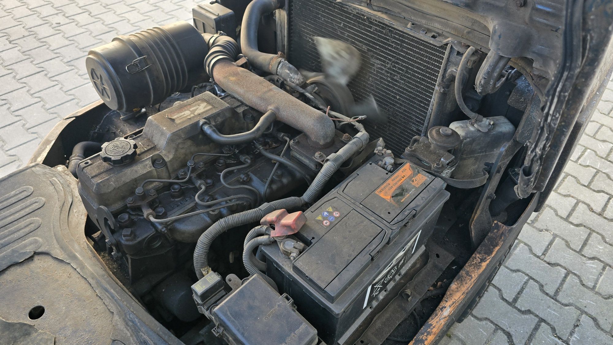 Wózek widłowy toyota 7  2,5 t udźwig sprowadzony Diesel