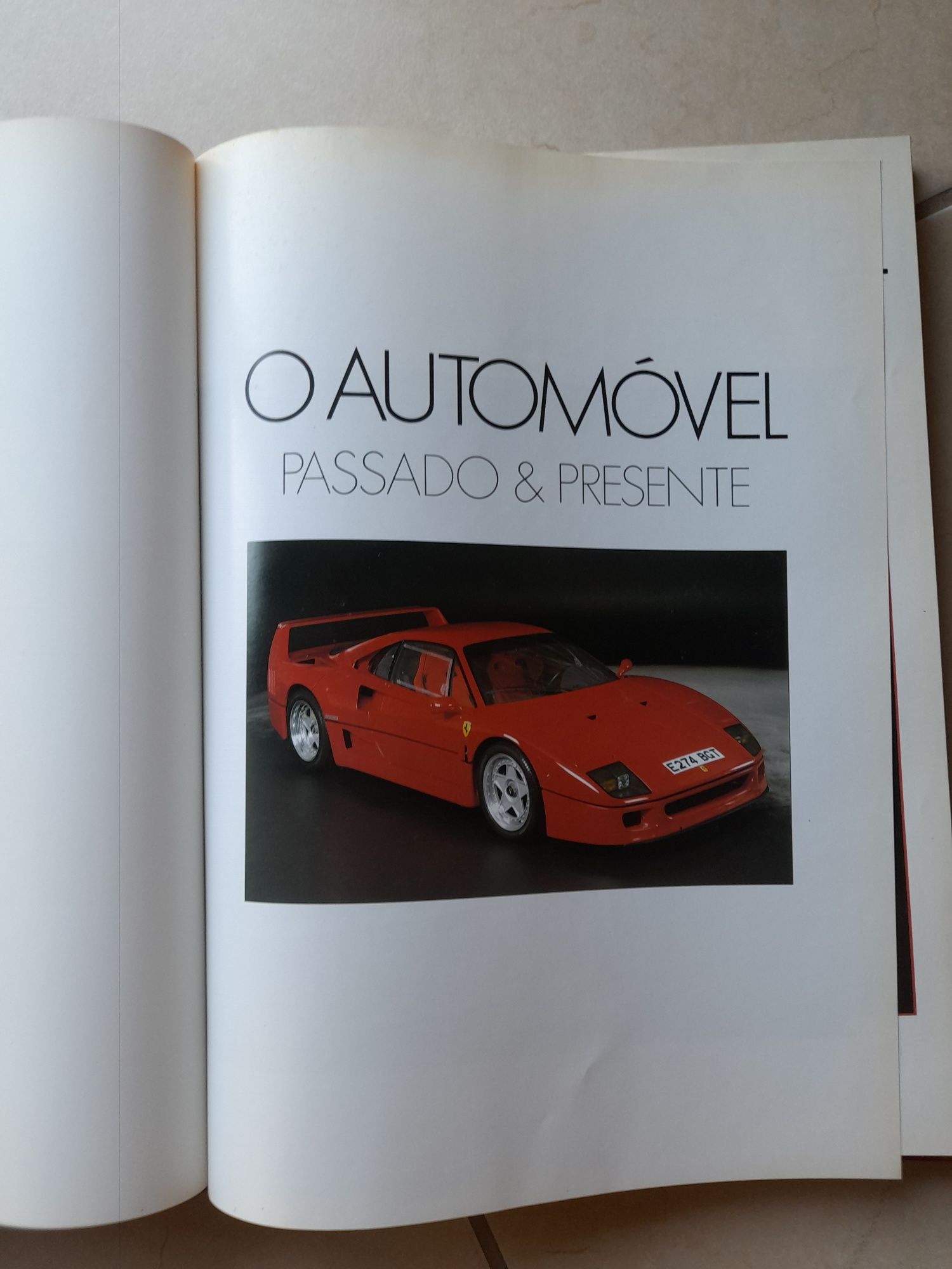 Livro "O automóvel passado e presente"