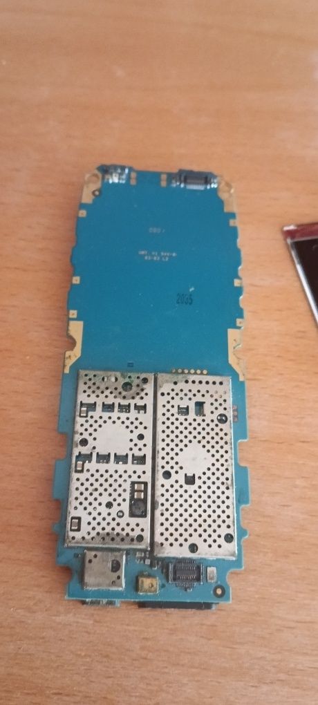 Продам Nokia e51