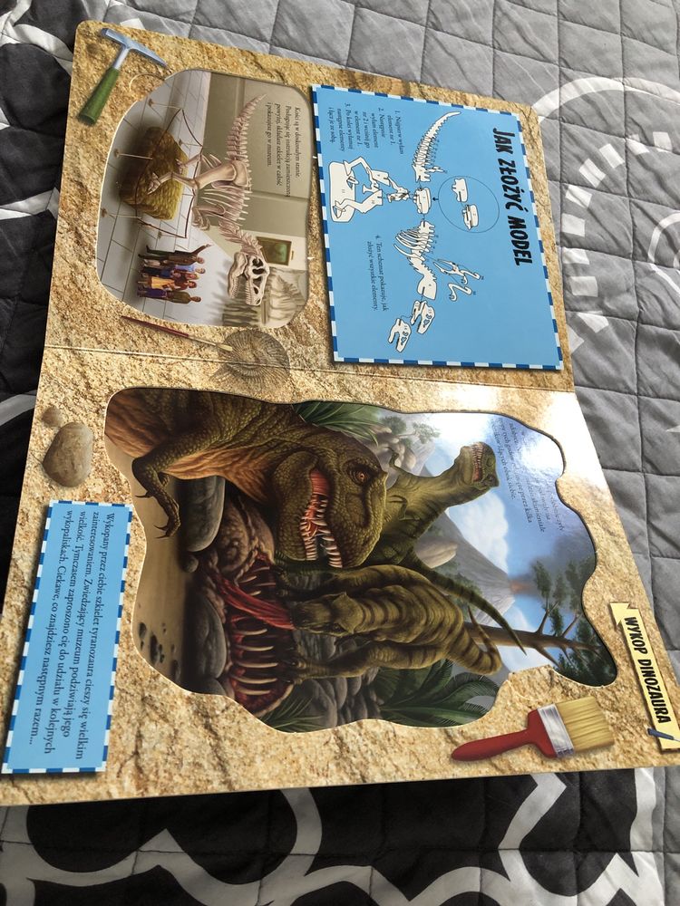Ksiązka dla dzieci Wykop Dinozaura Tyranozaur