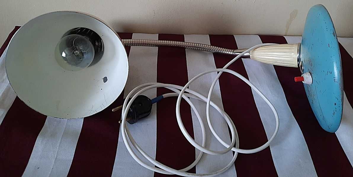 Lampa na biurko typ 1118 S.Z.M Nr. 2 P T W-wa - nr.2 -z PRL