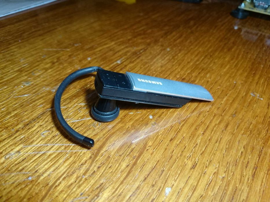 Bluetooth гарнитура Samsung WEP420