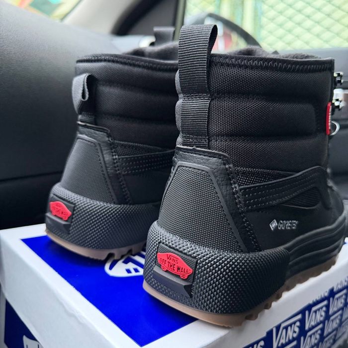 Чоловічі зимові кросівки ванс чорні хутро Vans Old Skool MTE Gore Tex