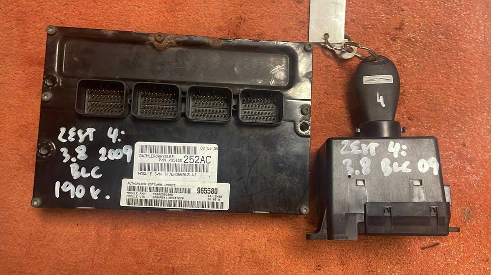 Voyager Caravan Town RT 08-10 3.8 zestaw startowy sterownik silnika