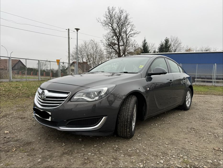 Opel inignia 2.0 diesel duza nawi 6biegow stan bdb mozliwa zamiana !