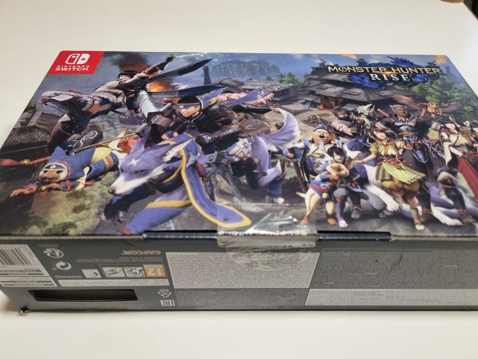 Nintendo Switch - Monster Hunter Rise Edition