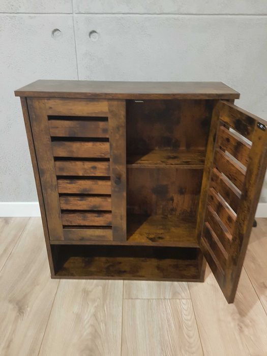 Szafka łazienkowa wisząca