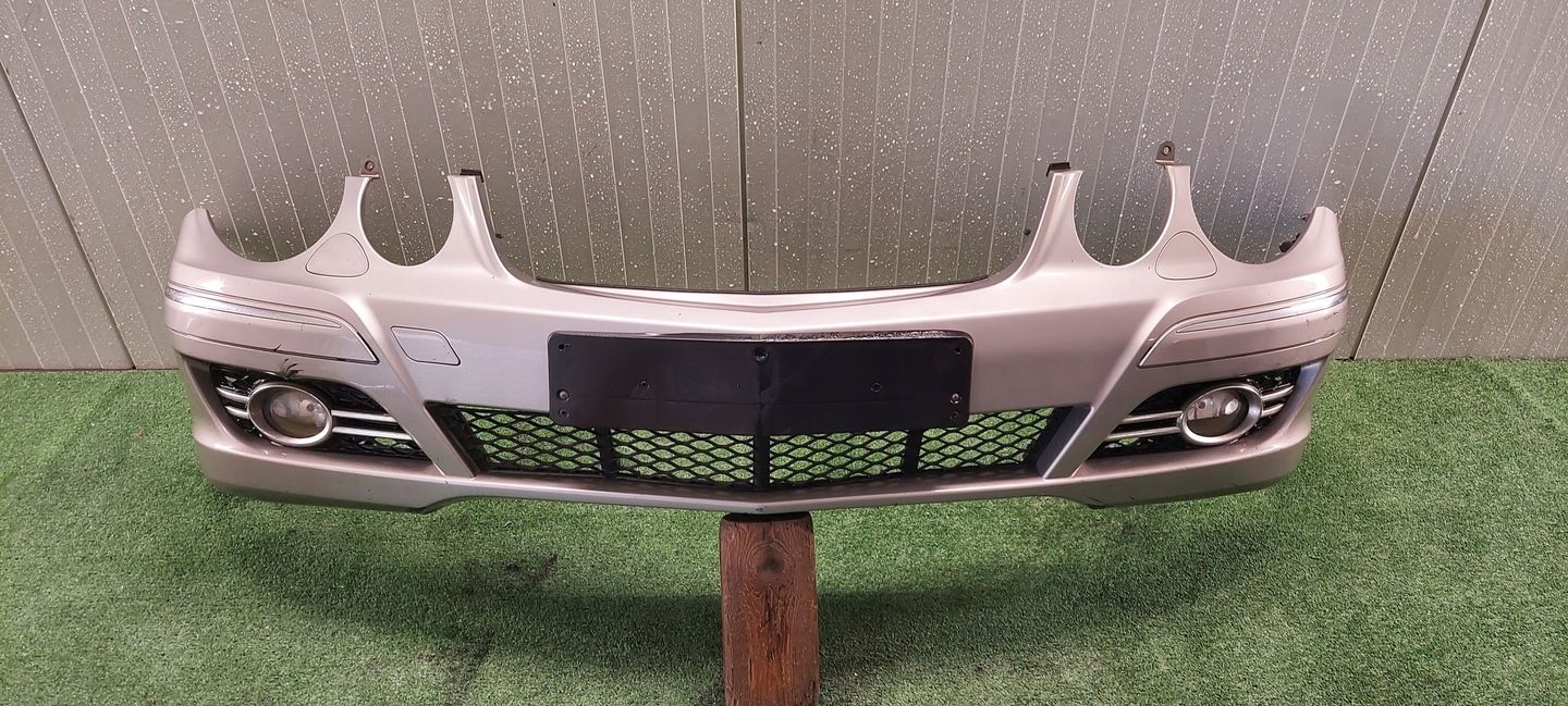Zderzak przód Mercedes e klasa W211 Lift lak: 723 oryginał