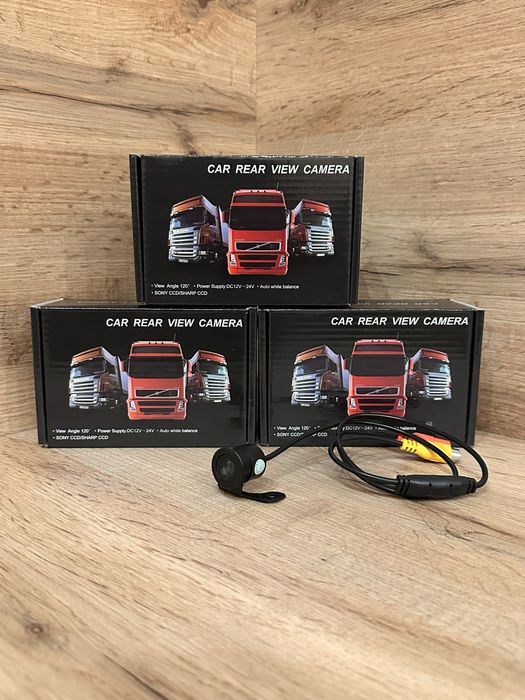 Камера в авто универсальная бабочка