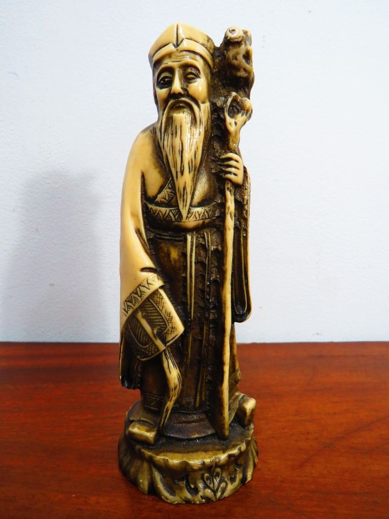 Conjunto de 3 figuras chinesas.