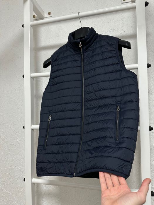 Мужская жилетка S размер Zara