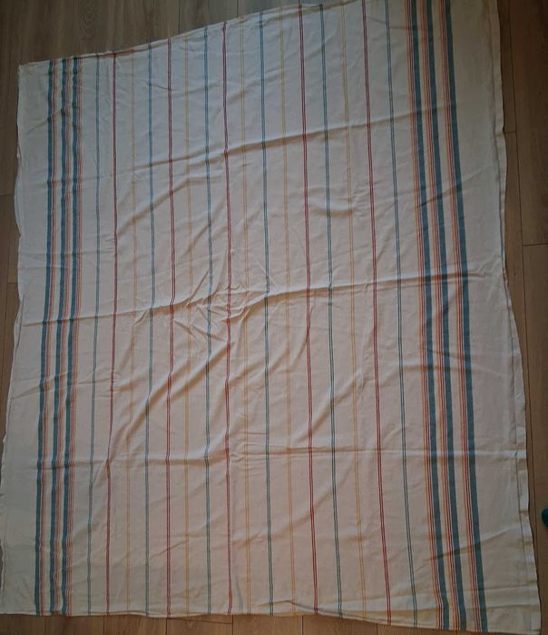 Prześcieradło w paski wymiary 170cm x 150cm