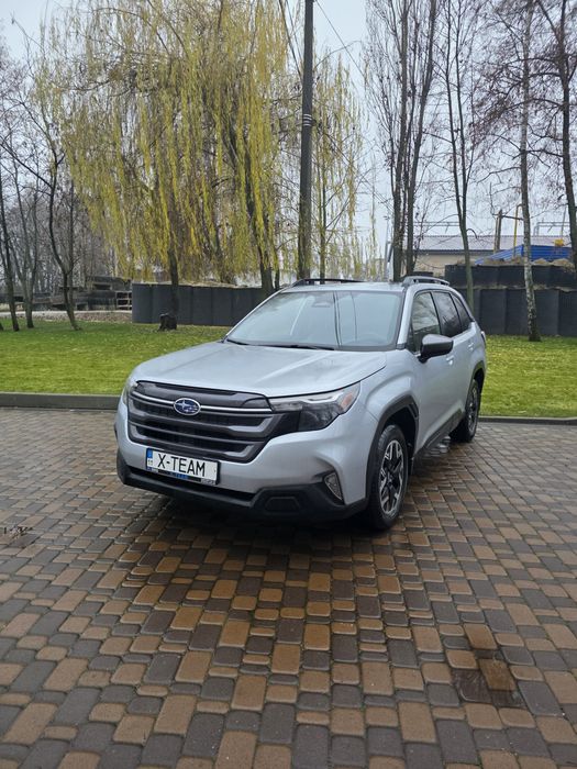Продам Subaru Forester 2025