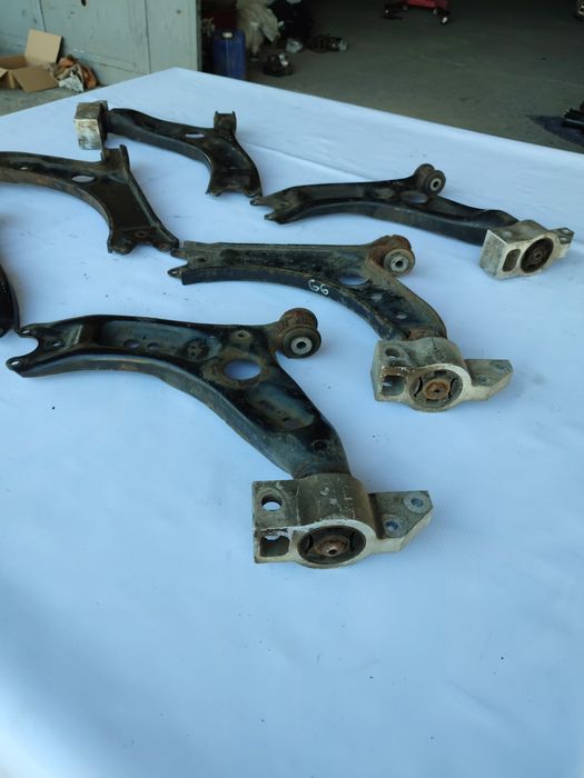 Ричаг передній Пассат б7 лівий правий Гольф 6 ричаги Passat b7 Golf 6