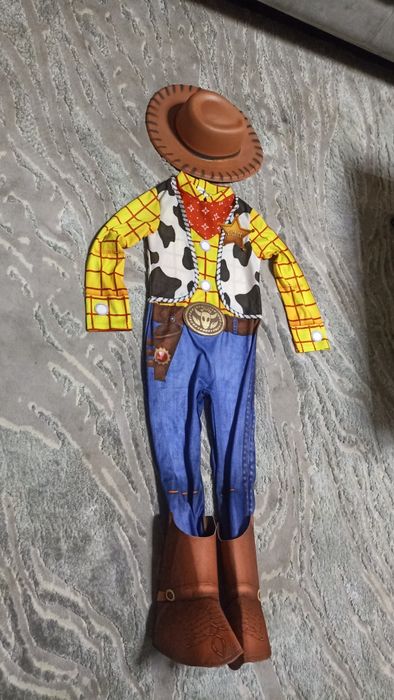 Przebranie Toy Story Chudy 5-6 lat + kapelusz Disney