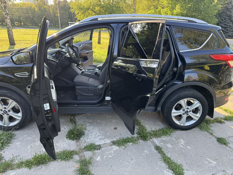 Власний автомобіль Ford Kuga