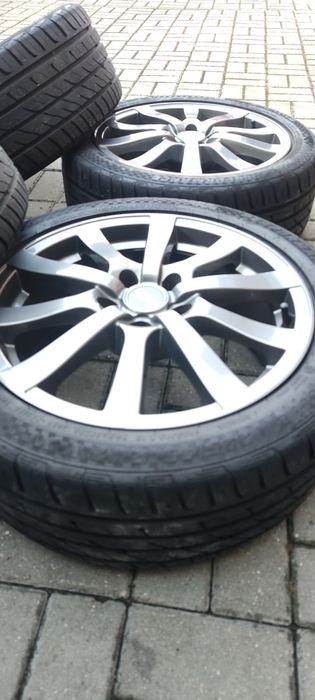 Alufelgi 17 cali z oponami