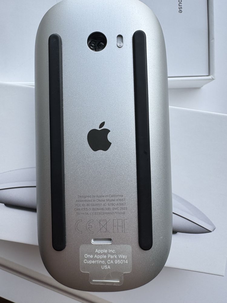 apple magic mouse mk2e3zm/a model a1657 оригінал з кабелем і коробкою
