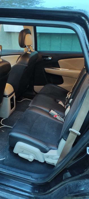 Продам Dodge Journey