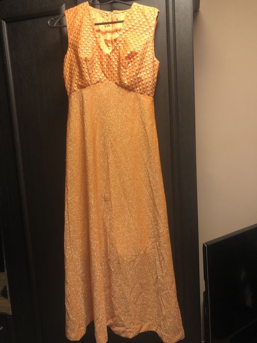 Прокат/продаж випускне/весільне плаття