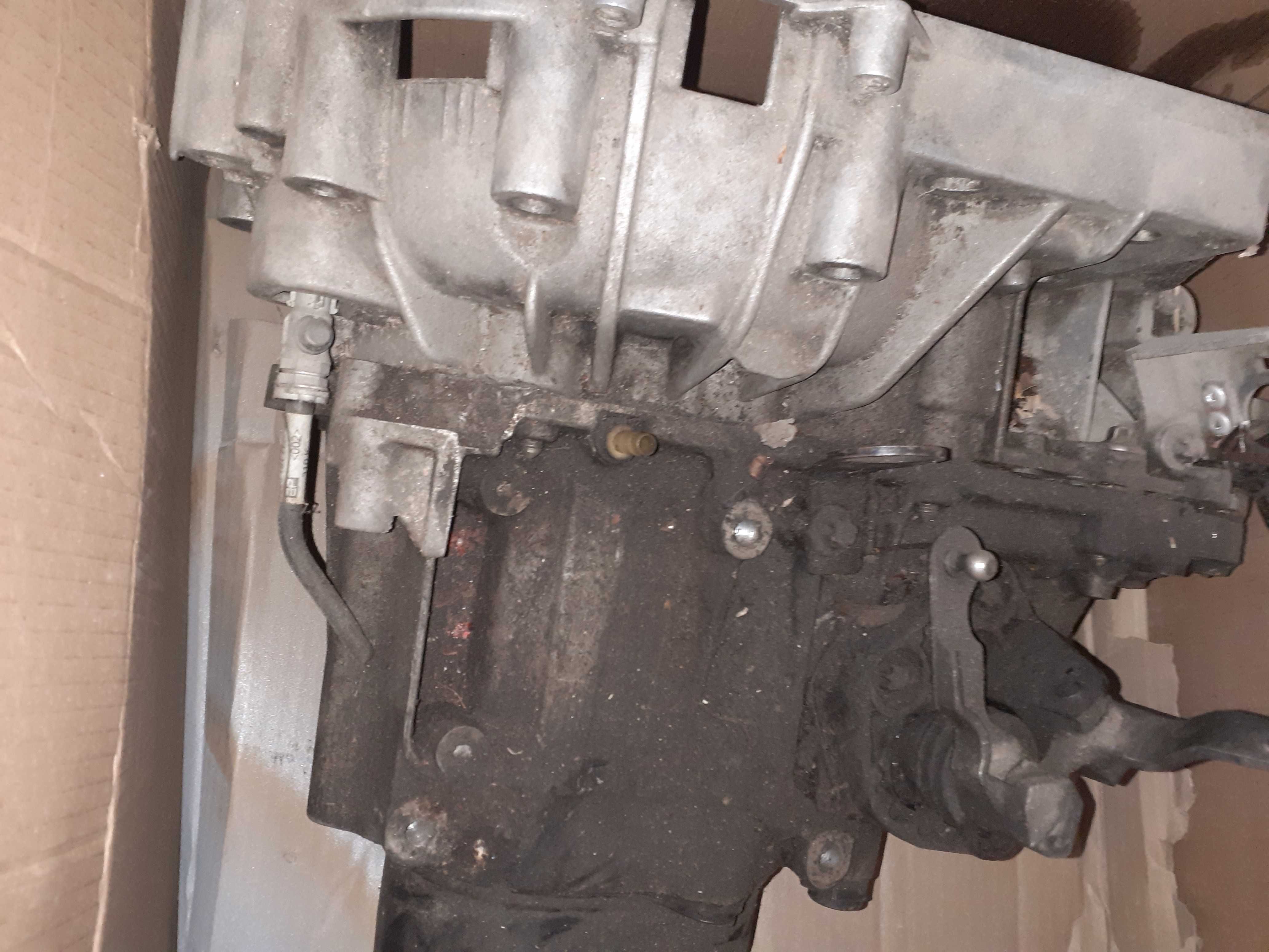 КПП коробка передач Renault Megane 2 1.4
