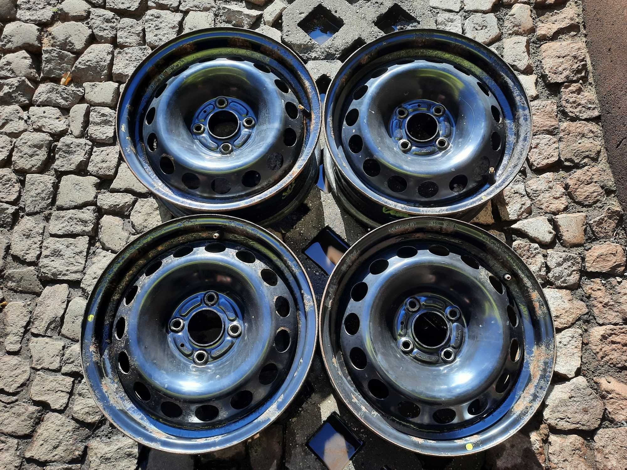 Oryginalne felgi stalowe z czujnikami FORD 15" 4x108 EcoSport B-MAX