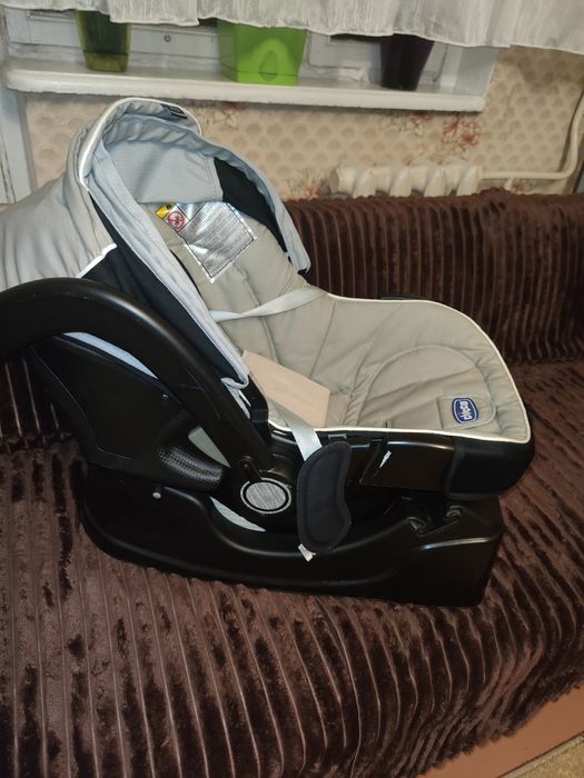 Продам автокресло