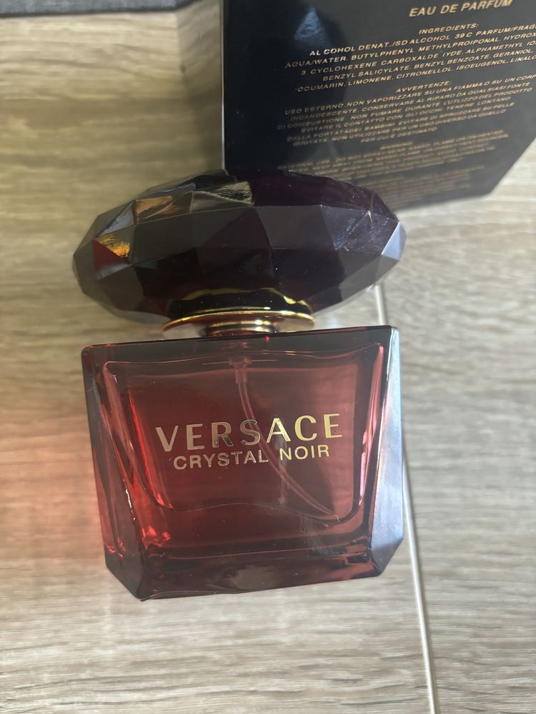 Perfum Versace Crystal Noir