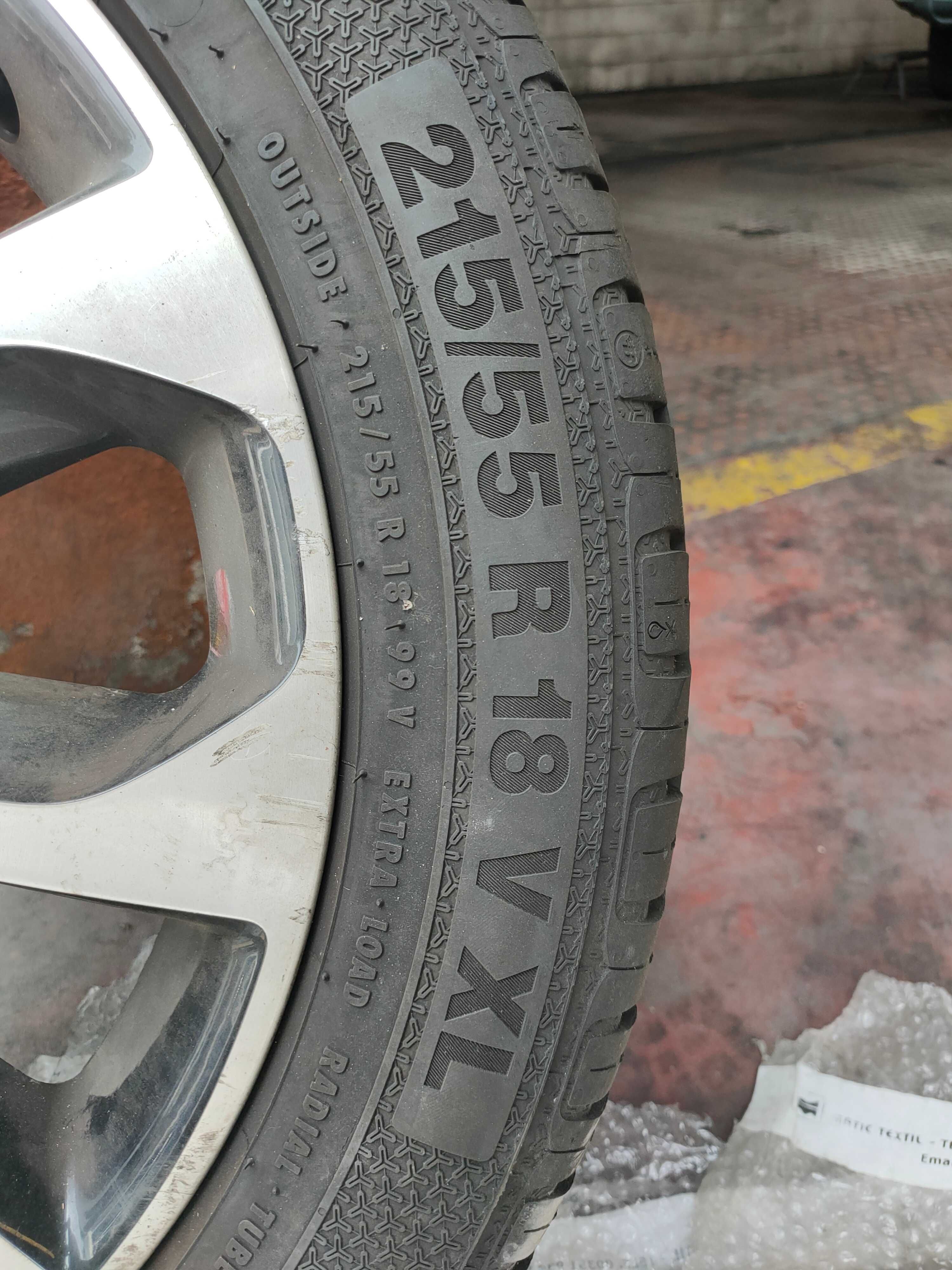 4 jantes já com pneu Nissan Quasquai