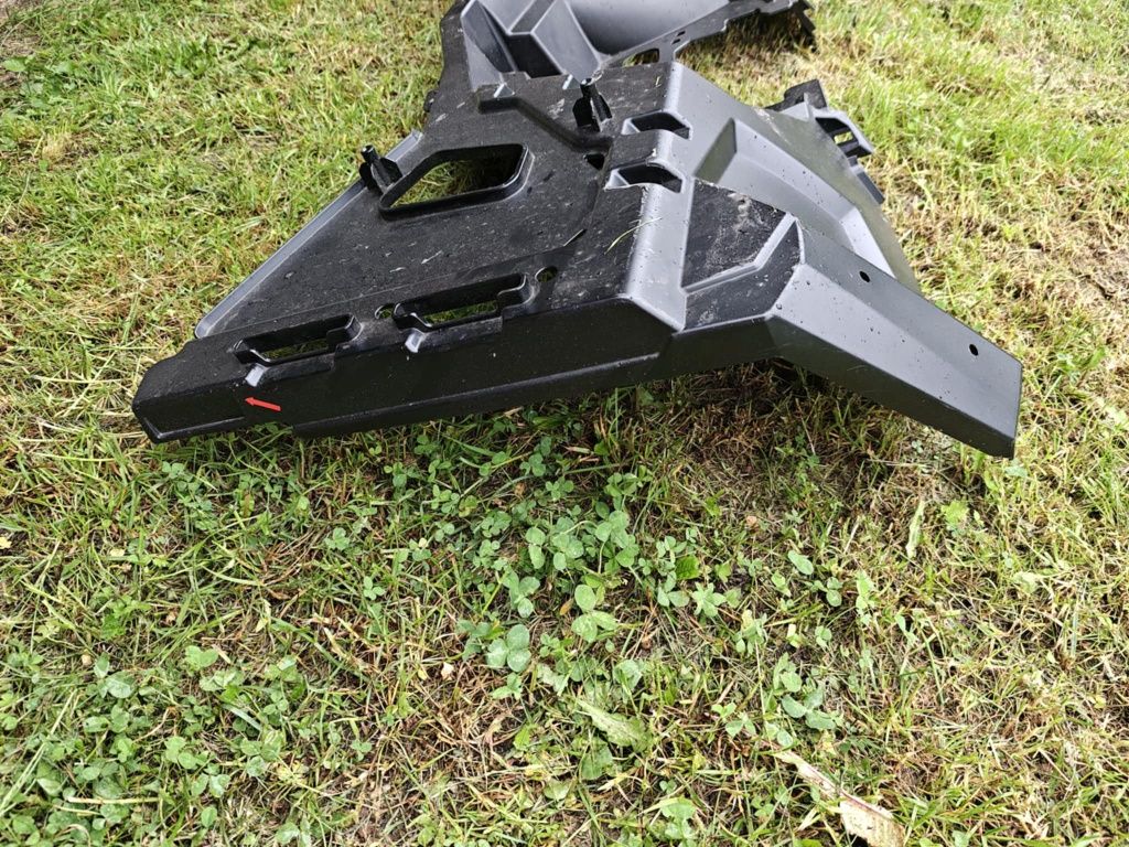 Polaris sportsman osłona owiewka błotnik tył tylny