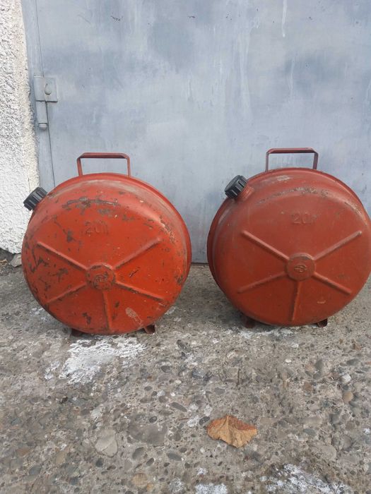 Каністри для палива