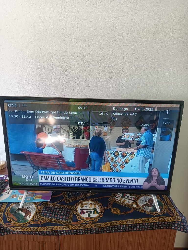 Vendo está Televisão TCL