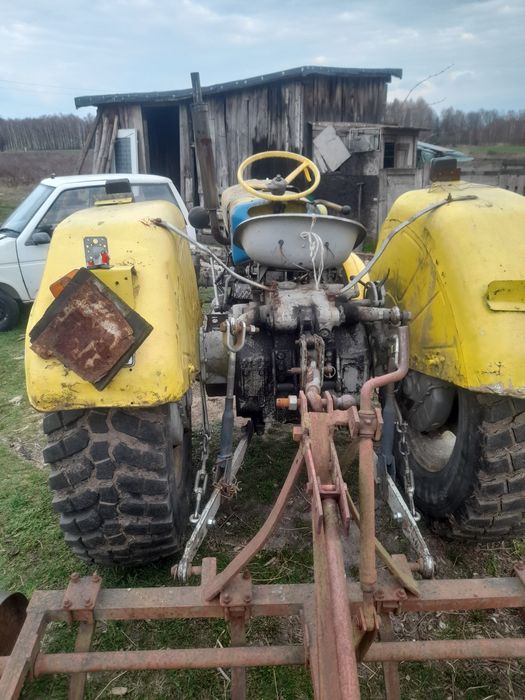 Ursus c4011  z papierami