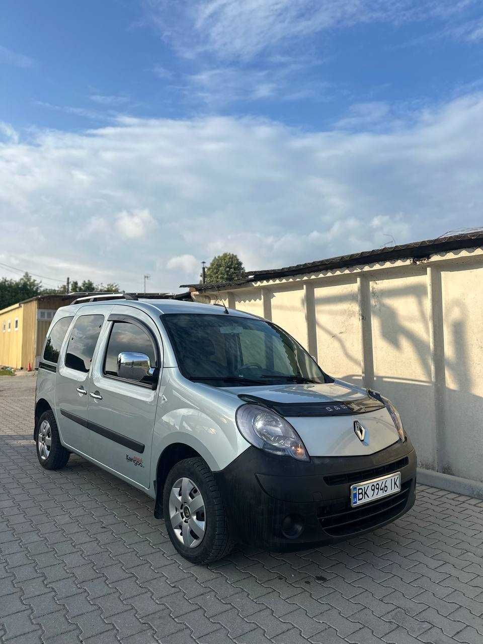 Renault Kangoo оригінальний пасажир 1.5 к9к стан нового авто